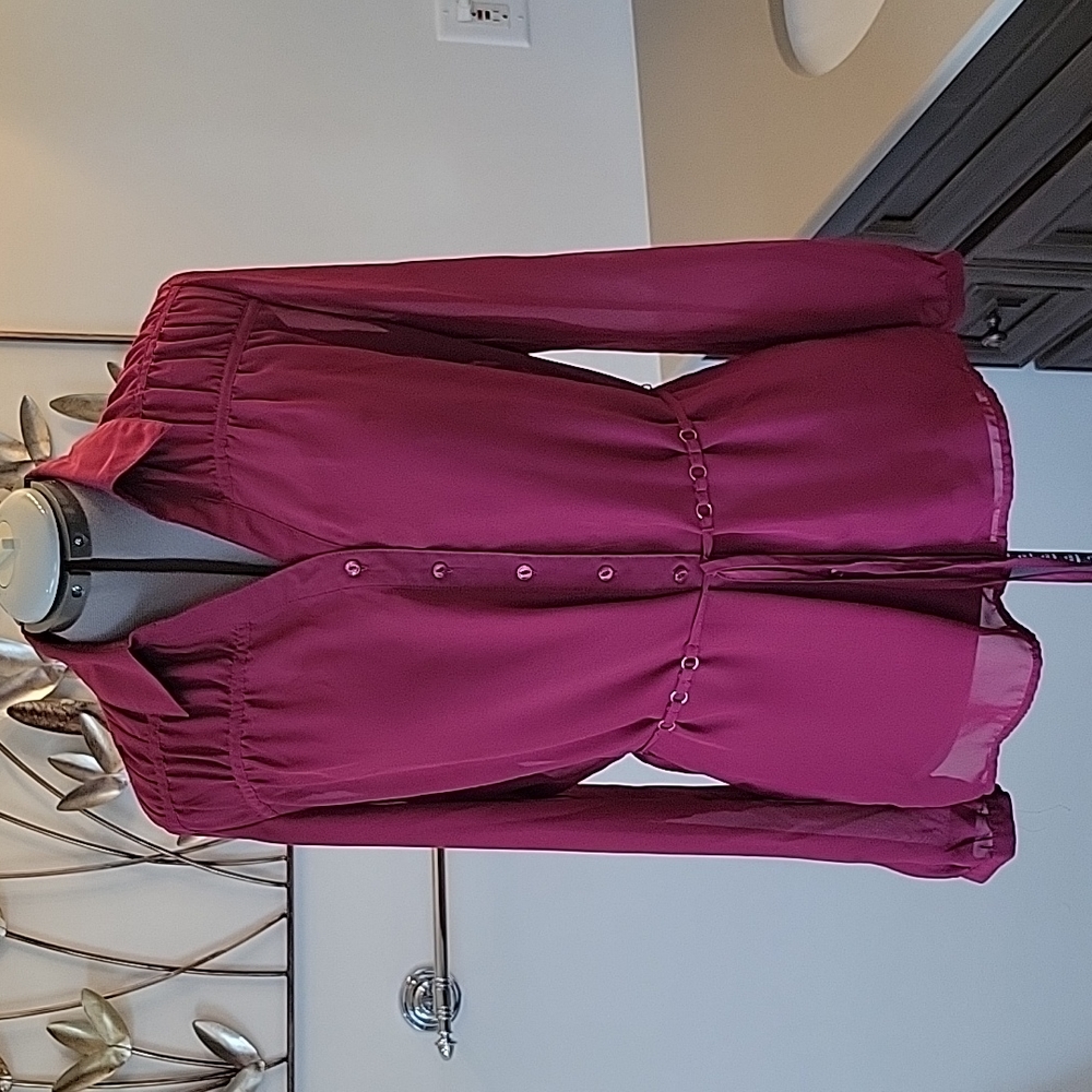 Ladies blouse with belt and matching tank top